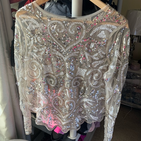 White sheer embellished top - Picture 2 of 4